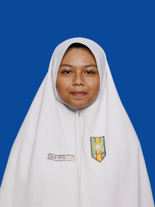 Silvi-Nur-Azizah.jpg