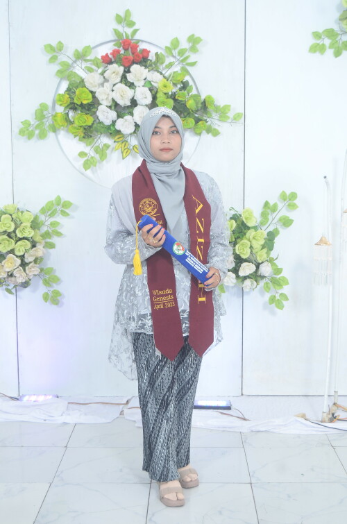azizah.jpg