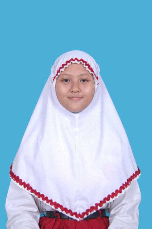 ADELINADYFA-RATIH-DEWANTI.jpg