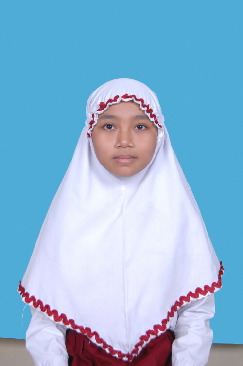 AZZAHRA-AQILLA-RAMADHANI.jpg