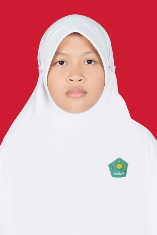 LAYISA-AUFIA-RAHMA.jpg