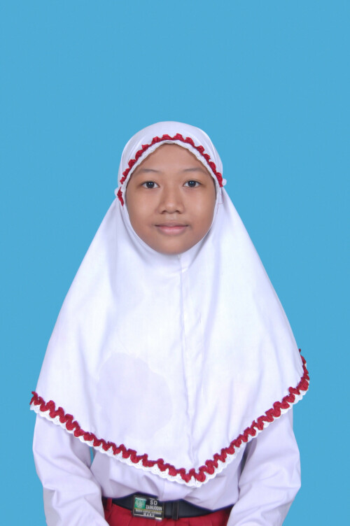 ZAHIRA-ANDINI.jpg