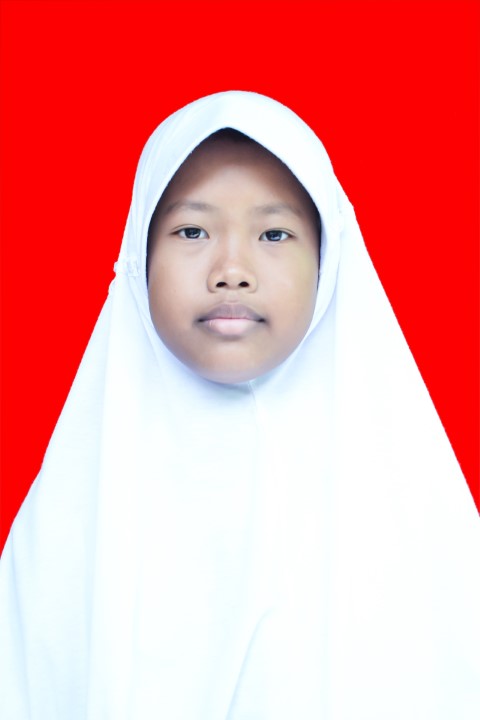 MEIDA-PUTRI-Small.jpg