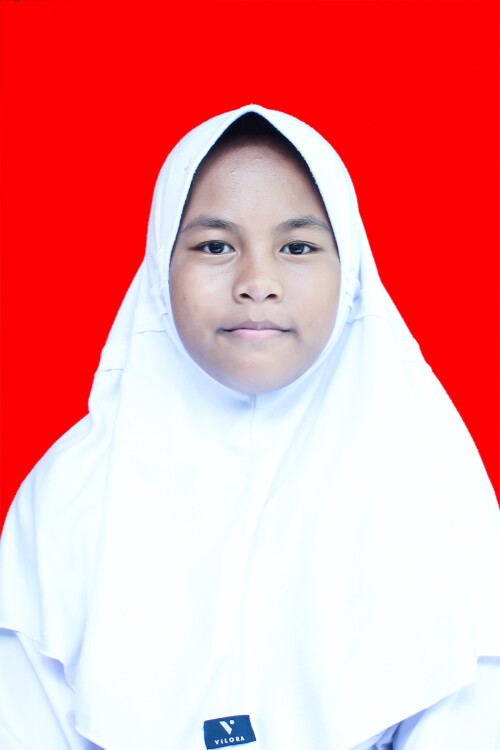 NAYLA-HUSNAINI.jpg