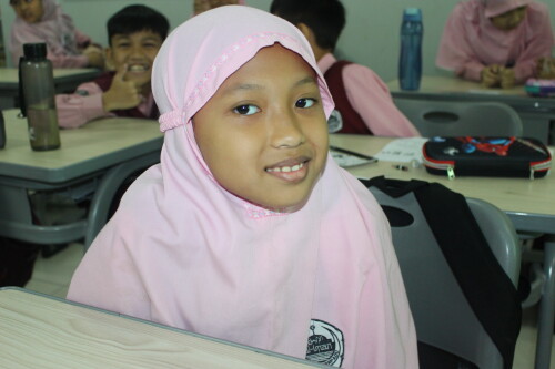 Khalisa-Syifa-Azzahra.jpg