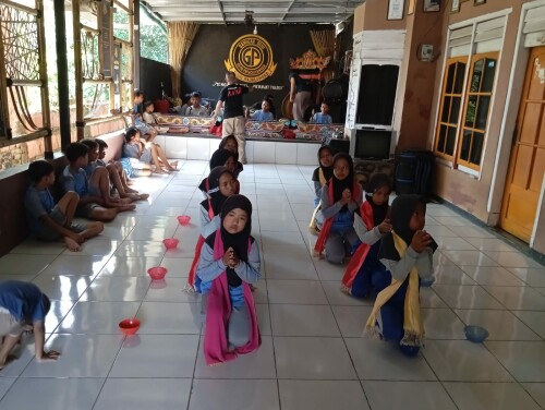 Tari-Tradisional.jpg