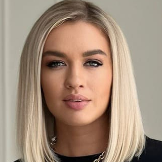 VERONIKA.jpg