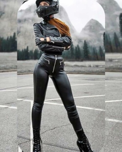 GG.bikergirls377.jpg
