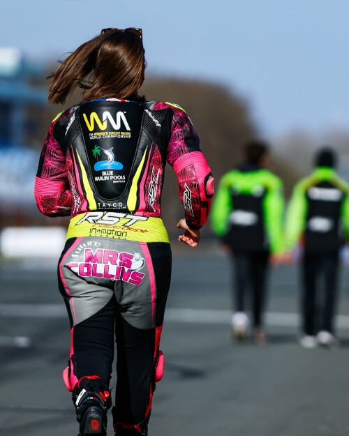 GG.bikergirls378aaa.jpg