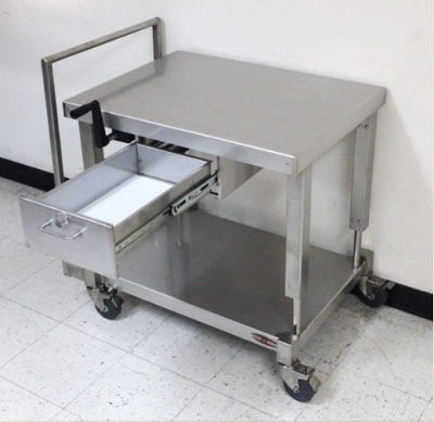Cleanroom-Furnishings.jpg