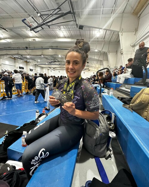 LEGINS-JIUjitsu817.jpg