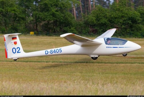 b1JYTu38xc.jpg