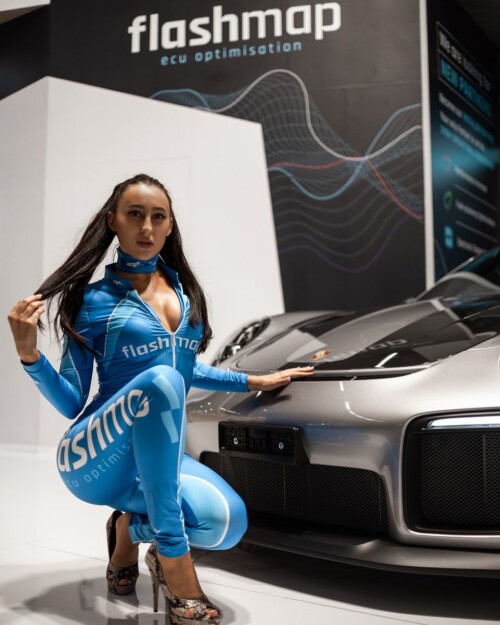 GG765italian-racesgirl-s..jpg