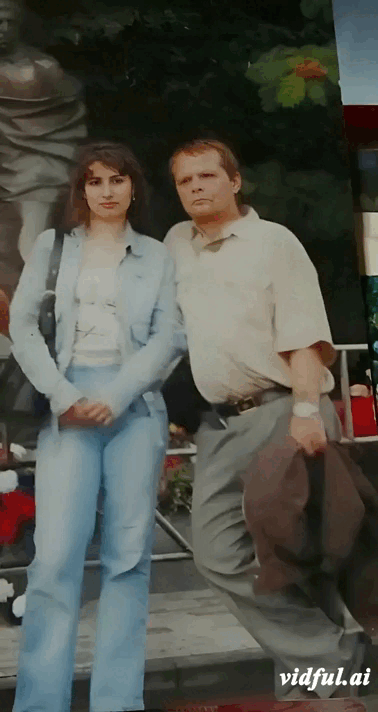 1750905798672n932auq2.gif