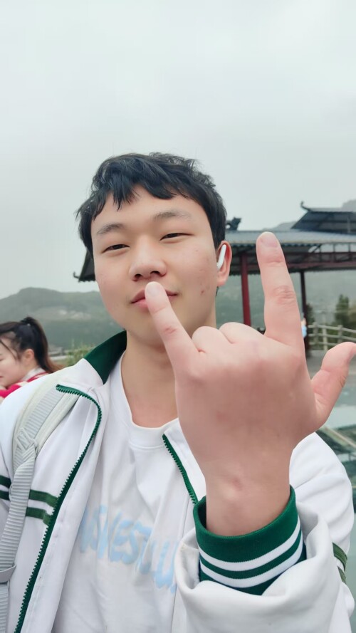 ly.png.jpg