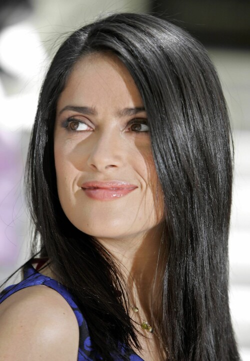 10644_84036_Salma_Hayek_Ask_The_Dust_Spanish_Photocall_40.jpg